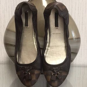 Louis Vuitton ballet flats